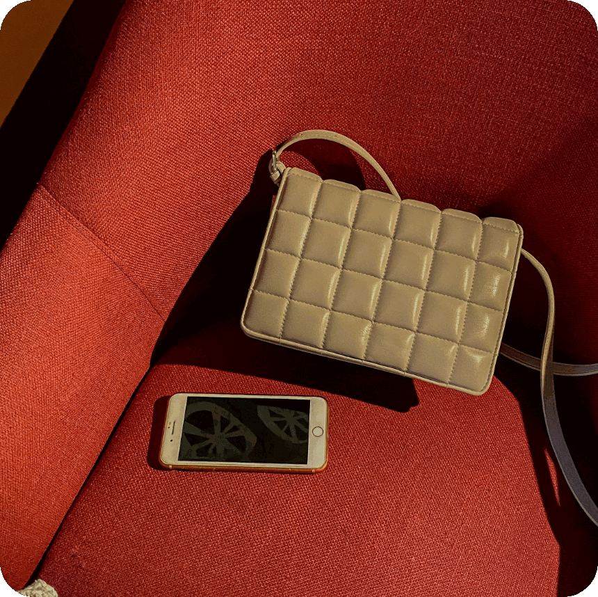 Solutions promo - purse and mobile phone